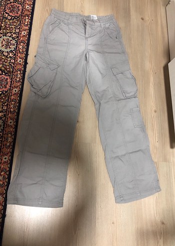 Gri Bol Kesim Kemerli Kadın Kumaş Pantolon