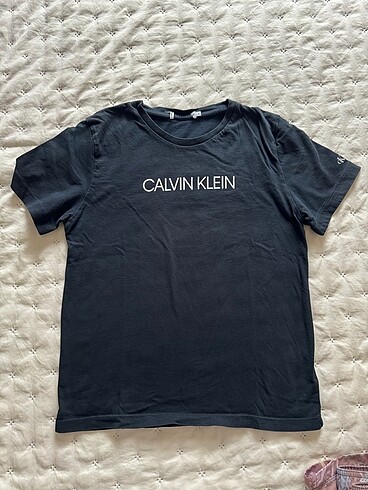 Calvin klein çocuk tişört