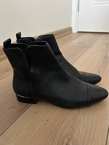 Zara bot