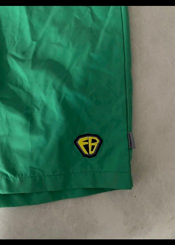 Yeşil Kemerli Erkek Midi Şort - Görsel 2