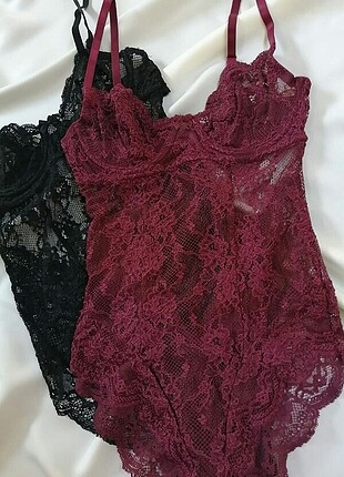 Bordo dantelli bodysuit 