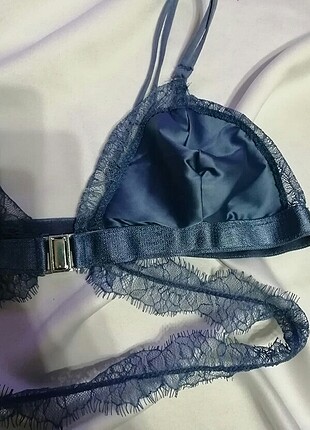 Oysho Mavi dantel bralet