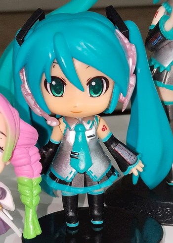 Hatsune Miku 2 Adet Anime Figür Karakter Aksiyon Figürleri Seti