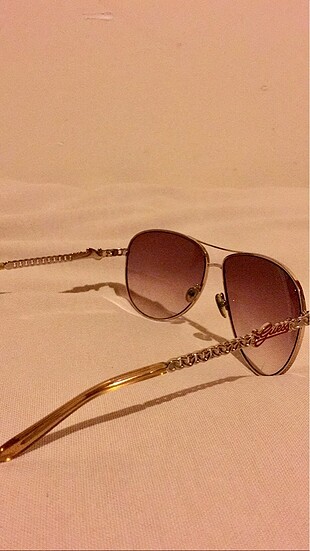 GUESS damla model güneş gözlüğü