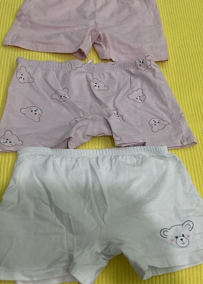 İÇ ÇAMAŞIRI ÜÇLÜ - Görsel 3