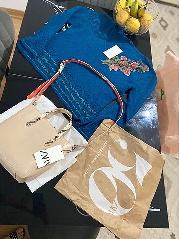 Zara Bluz ve çanta kombini