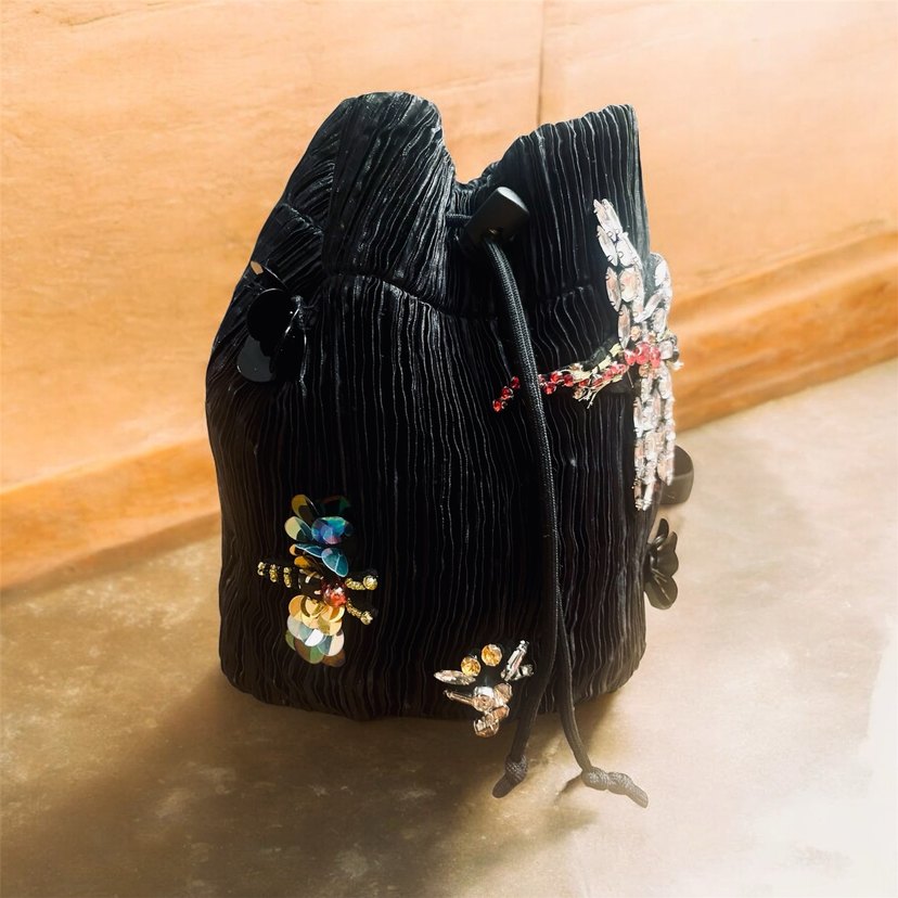 Twist marka Siyah İşlemeli kadife Çanta - Görsel 2