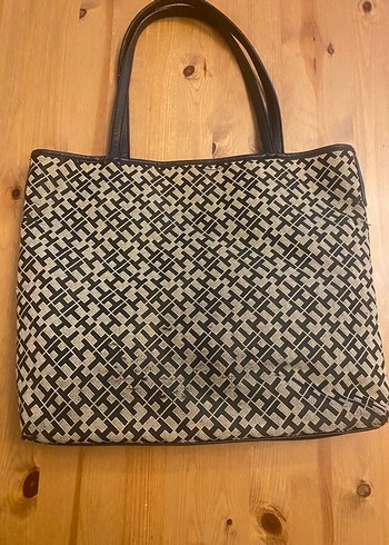 Tommy Hilfiger monogram logolu çanta - Görsel 2