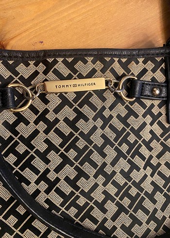 Tommy Hilfiger monogram logolu çanta - Görsel 3