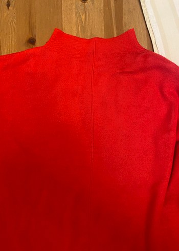 Kırmızı Yüksek Yaka Kadın Kazak - Görsel 3