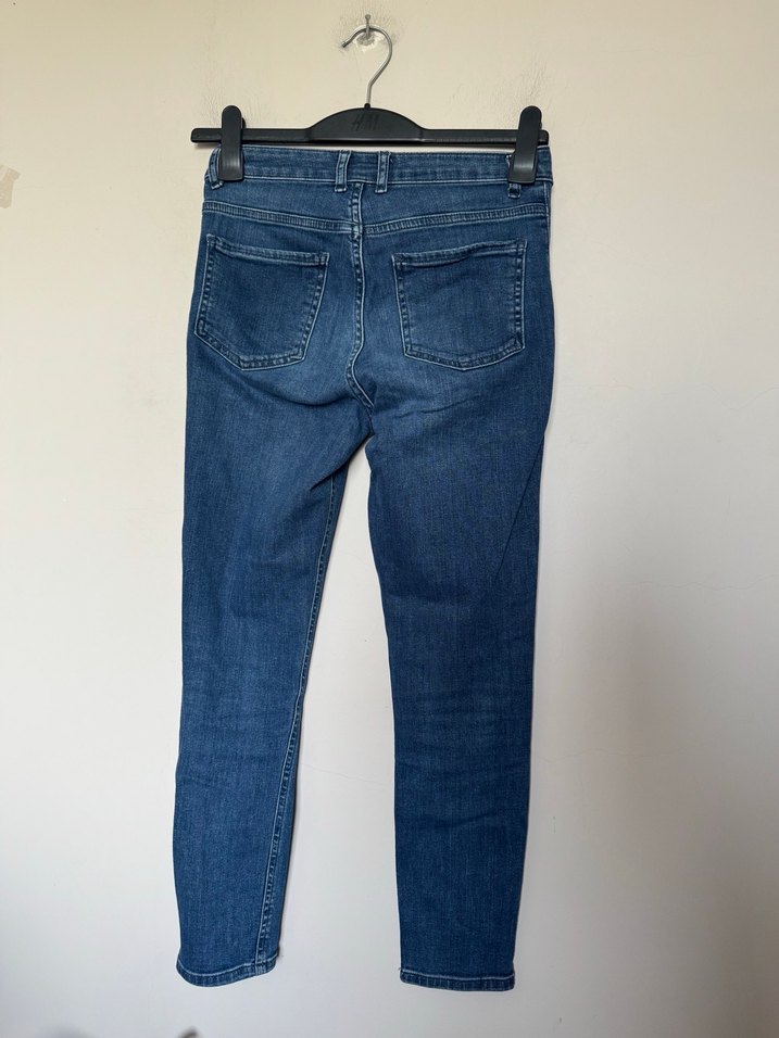 Adil Işık Jean - Görsel 2