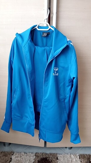 Hummel eşofman takimi