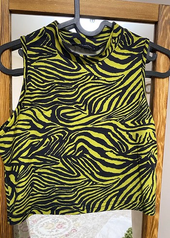 Sarı Zebra Desenli Kolsuz Mini Bluz