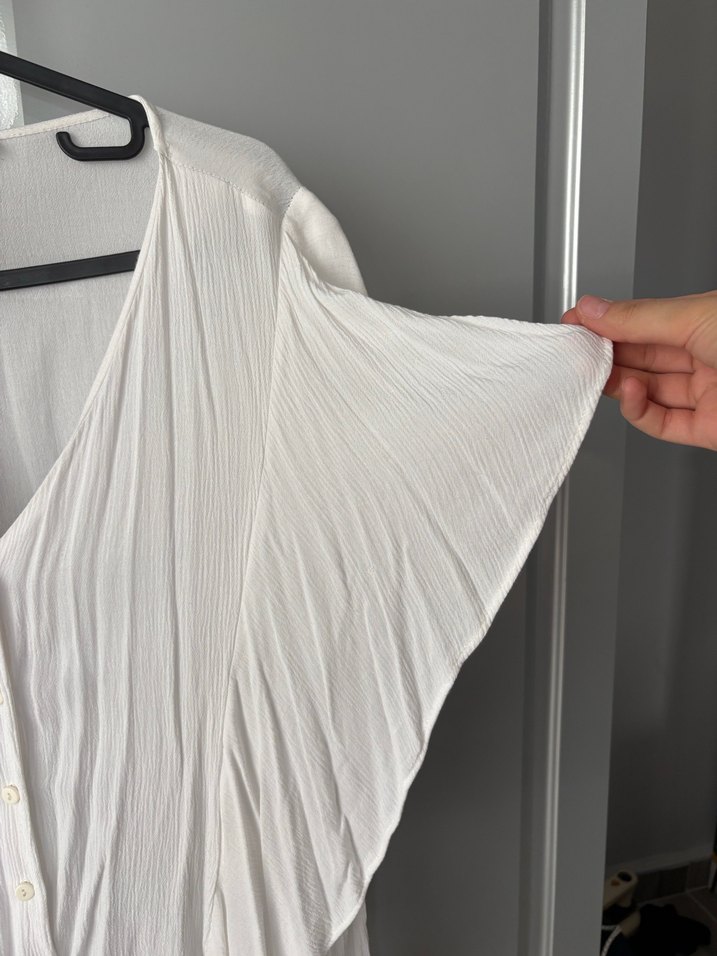 LCW Beyaz V Yakalı Keten Gömlek - Görsel 4