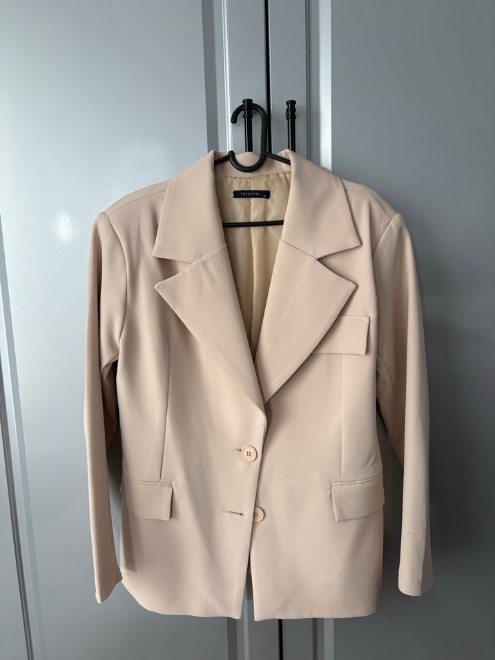 Trendyolmilla Bej Kadın Ofis Blazeri, Uzun Kollu, Normal Boy - Görsel 3