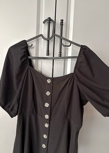 Düğmeli Siyah Elbise - Görsel 4