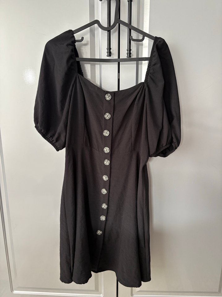 Düğmeli Siyah Elbise - Görsel 5