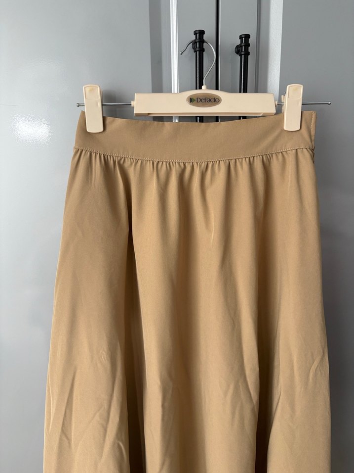 QUZU Bej Kloş Kadın Etek - Görsel 3