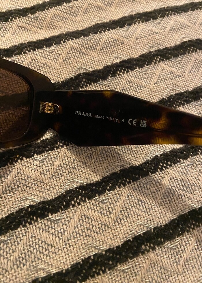 Prada güneş gözlüğü - Görsel 5