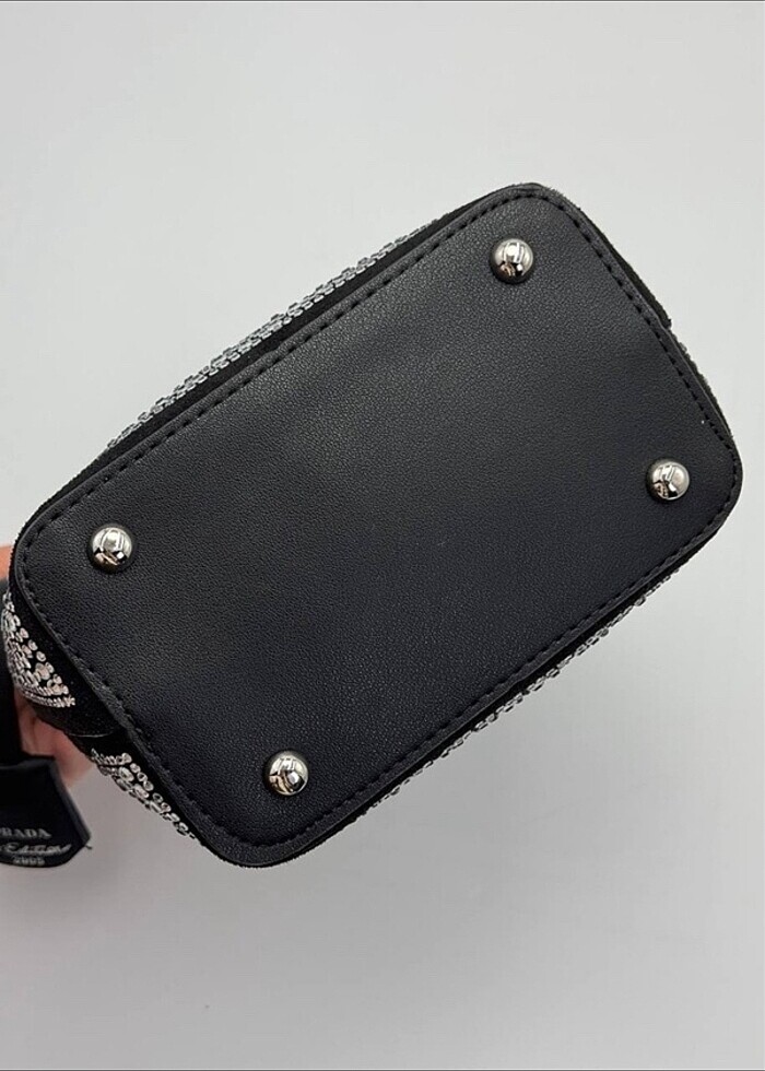 Prada taşlı çanta - Görsel 3
