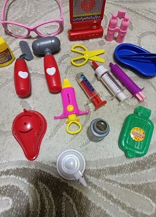 Oyuncak doktor seti