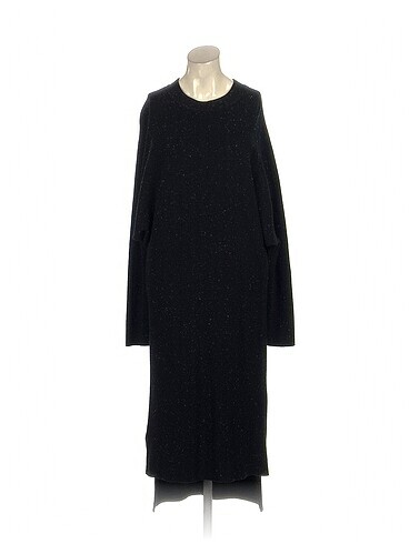 Pull and Bear Triko Elbise %70 İndirimli.