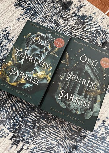 Ölü Tanrının Şarkısı Ölü Şehrin Şarkısı