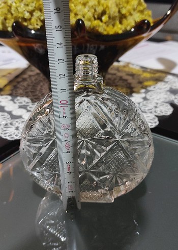 eski dönem kolonya şişesi - Görsel 3