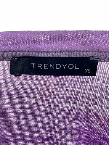 xs Beden mor Renk Trendyol & Milla T-shirt %70 İndirimli.