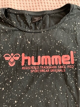 l Beden Hummel 100% coton t shirt