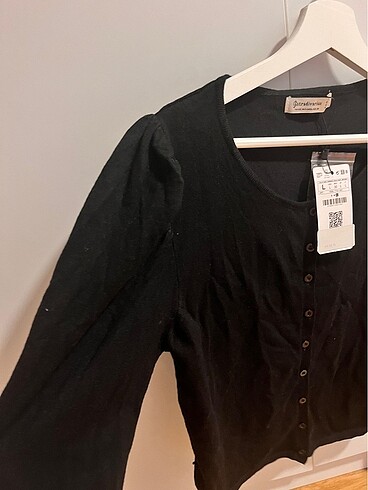 l Beden Stradivarius etiketli hırka