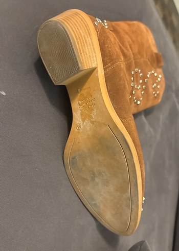 Kahverengi Süet İşlemeli Yüksek Topuklu Kadın Bot - Görsel 7