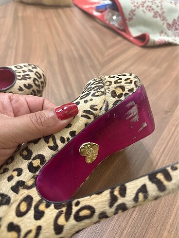 Betsey johnson giyilmiş - Görsel 5