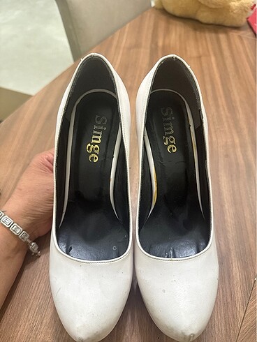 Platform giyilmiş ayakkabı - Görsel 5