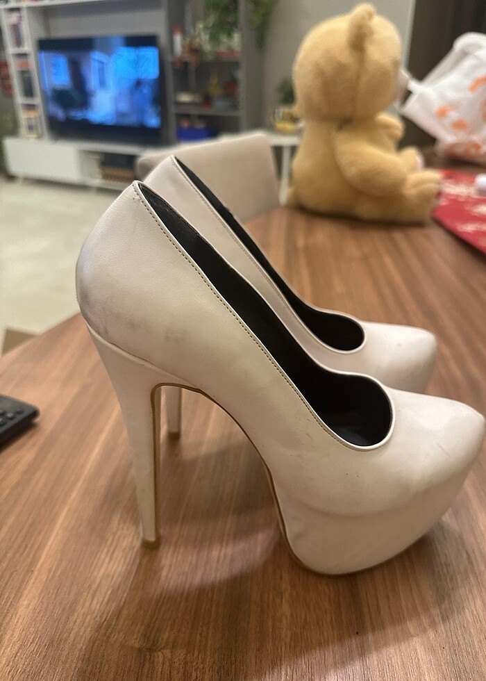 Platform giyilmiş ayakkabı - Görsel 4