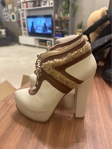 Shoe Tek Platform bot