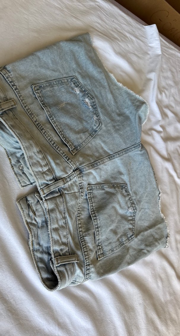 Gri Kadın Mini Denim Şort - Görsel 2