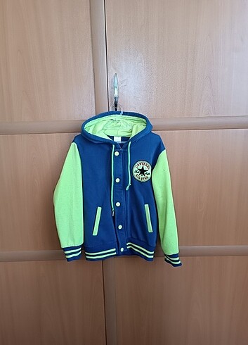 Erkek çocuk kazak