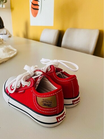 Levis Levis sıfır ilk adım converse