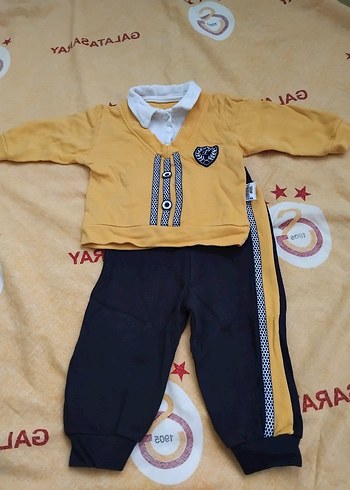 Sarı Kapamalı Bebek Takımı Uzun Kollu