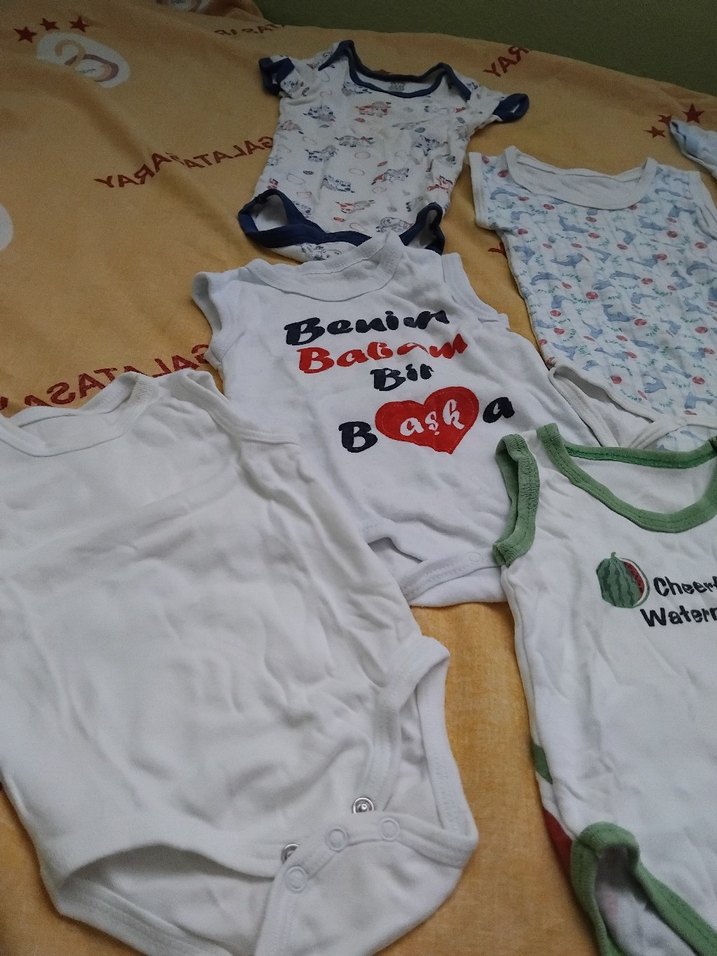 Beyaz Pamuklu Bebek Kısa Kollu Body 11 adet - Görsel 2