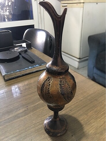 Antika bakır ibrik