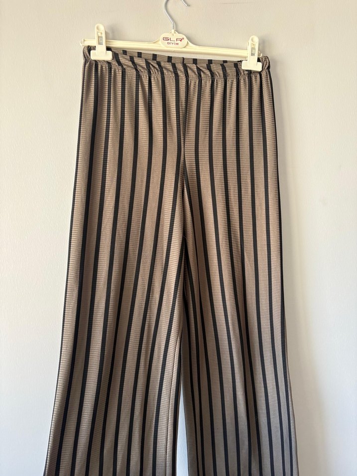 Haki Renkli Kadın Uzun Kollu Salaş Tunik - Görsel 3