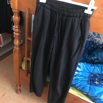 Siyah spor pantolon