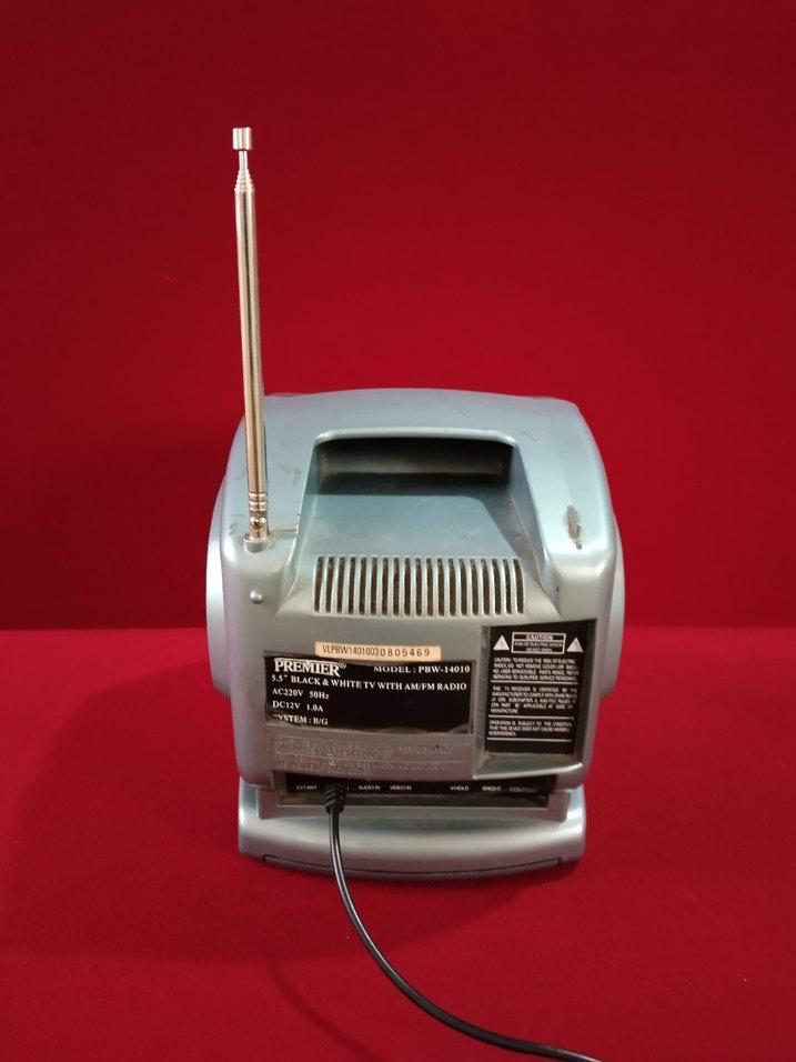 Premier Kırmızı Retro Televizyon - Görsel 5