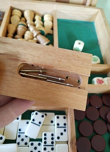 Beden Renk Satranç, Tavla ve Domino Seti