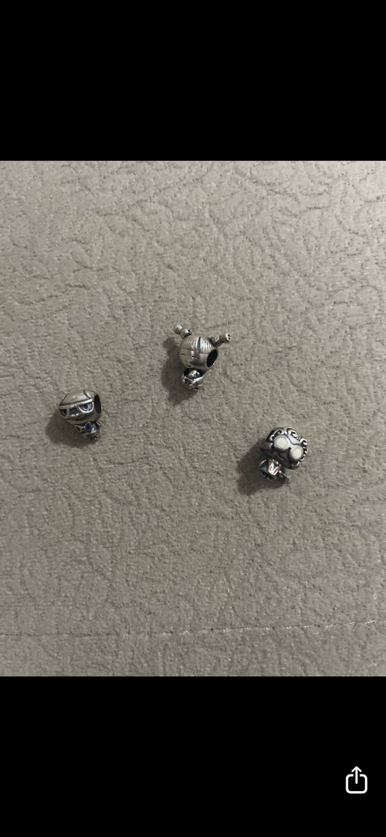 Gri Nakışlı Boncuklu Rock Punk Kadın Charm - Görsel 2