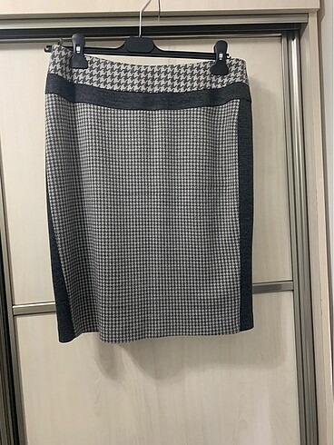 Zara kareli etek