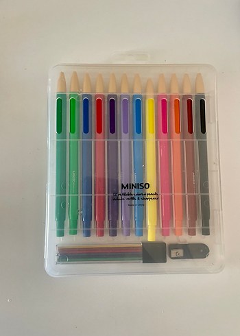 Miniso Pastel Renkli 12'li Mum Boya Seti