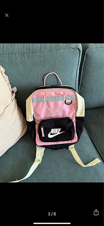  Beden Nike tanjun sırt çantası